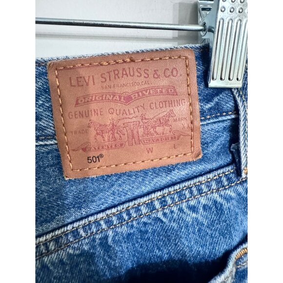 Levi's premium 501 100% cotton button fly medium wash jeans women's size 25x30 - Picture 6 of 10